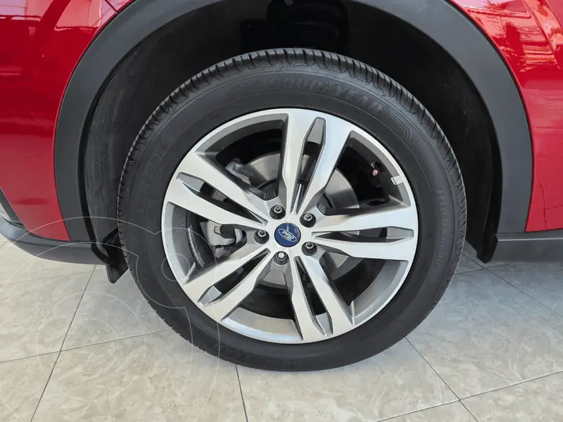 Foto Ford Territory Trend usado (2023) color FORLROJO RUBI financiado en mensualidades(enganche $128,075 mensualidades desde $9,794)