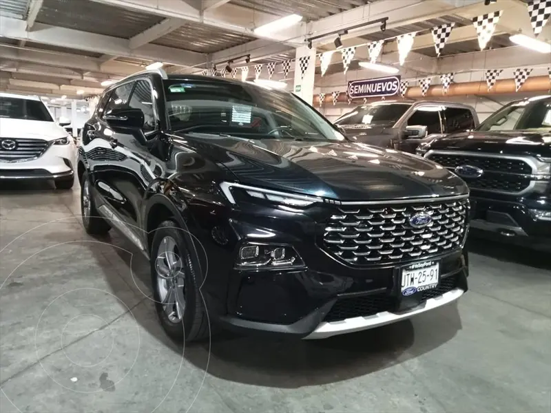 Foto Ford Territory Trend usado (2023) color Negro financiado en mensualidades(enganche $122,000 mensualidades desde $14,100)