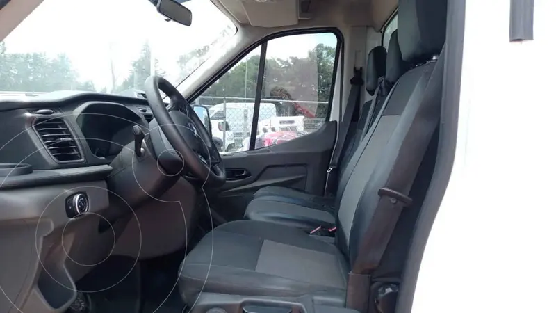 ford transit-chasis