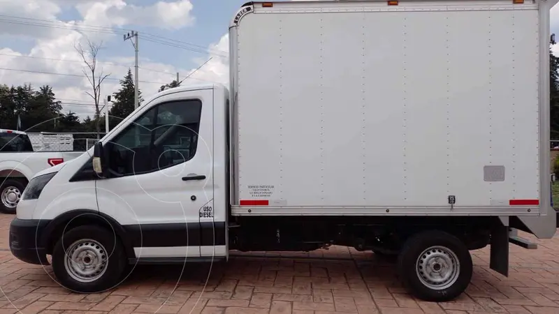 ford transit-chasis