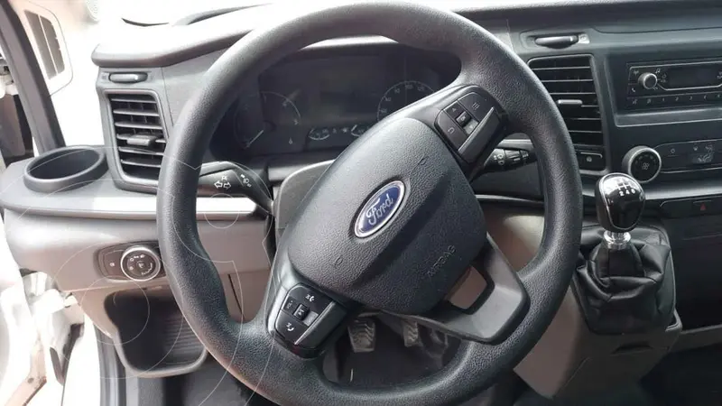 ford transit-chasis