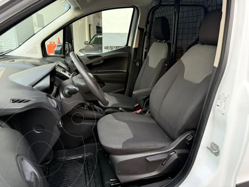 ford transit-courier