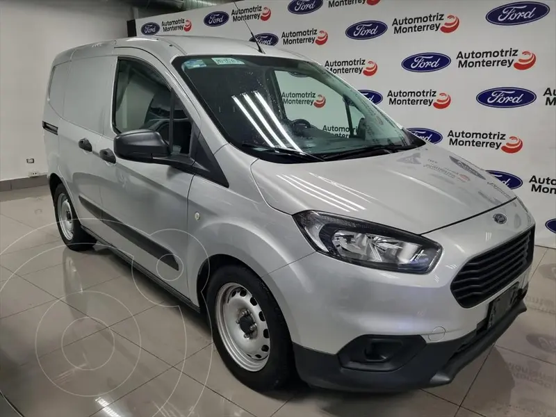 Foto Ford Transit Courier 1 Puerta Deslizable usado (2022) color Plateado precio $309,000