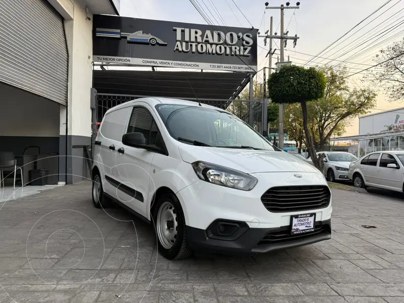 ford transit-courier