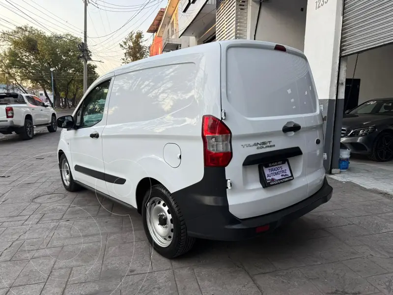 ford transit-courier