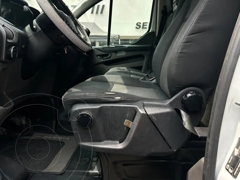 ford transit-custom
