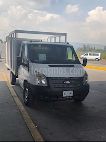 Ford Transit Diesel Chasis Mediana usado (2013) color Blanco Nieve precio $225,000