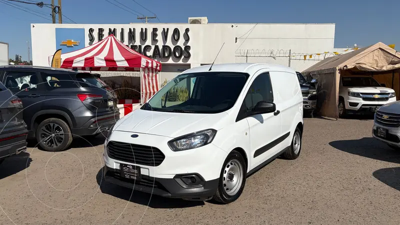 Foto Ford Transit Gasolina Van Mediana usado (2022) color Blanco precio $232,900
