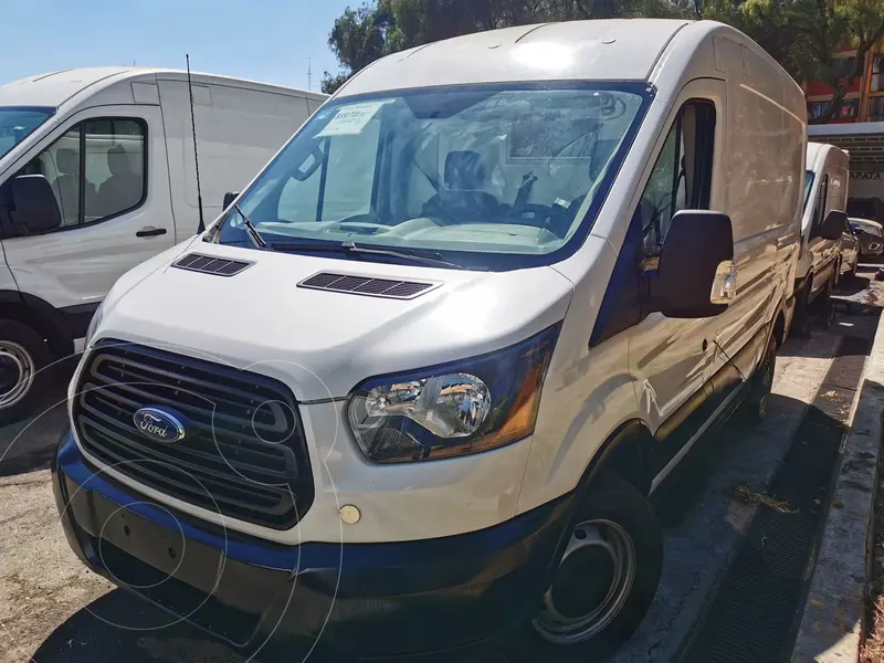 Foto Ford Transit Gasolina Van usado (2019) color Blanco precio $493,000