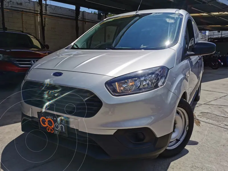 Foto Ford Transit Gasolina Van Mediana usado (2021) color Gris precio $385,000