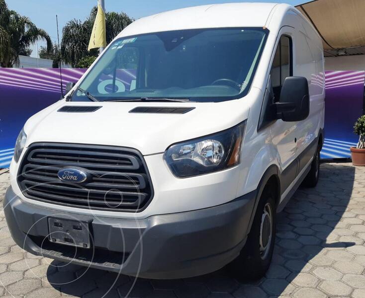 Foto Ford Transit Gasolina Van usado (2017) color Blanco financiado en mensualidades(enganche $136,500 mensualidades desde $9,784)