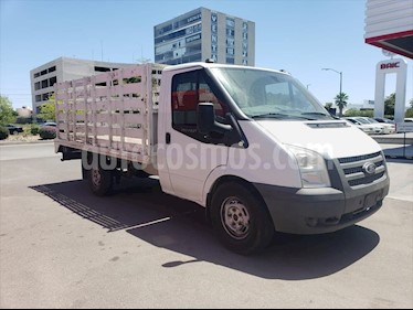 Ford Transit 2.2 CHASSIS CORTA DIESEL RWD MT AC usado (2013) color Blanco precio $185,000