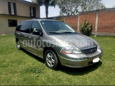Ford Windstar Limited usado (2002) color Arena Dorada precio $47,000