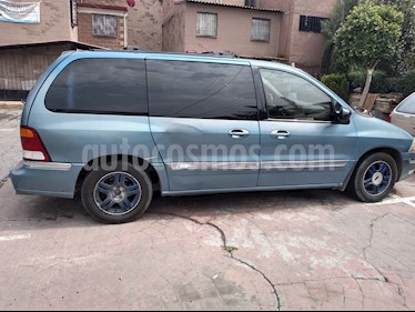 foto Ford Windstar SE usado (2003) color Azul Eléctrico precio $47,000