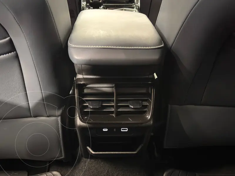 geely starray