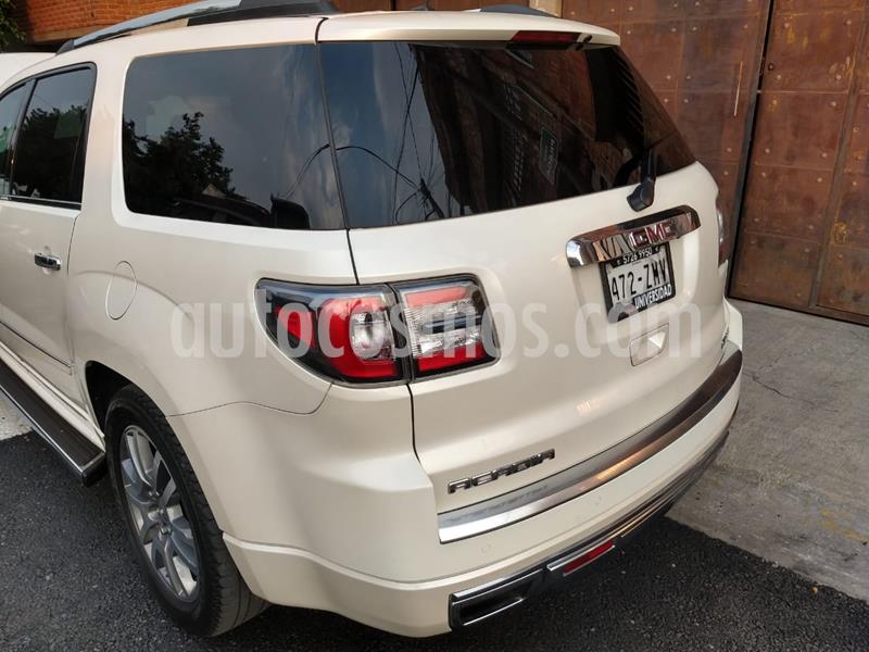 GMC Acadia Denali usado (2014) color Blanco Diamante precio $290,000