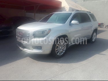 GMC Acadia Denali usado (2016) color Plata precio $400,000