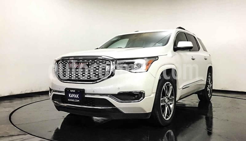 foto GMC Acadia Denali usado (2017) color Blanco precio $492,999