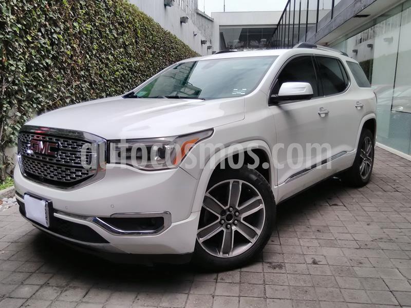 GMC Acadia Denali usado (2017) color Blanco precio $458,000