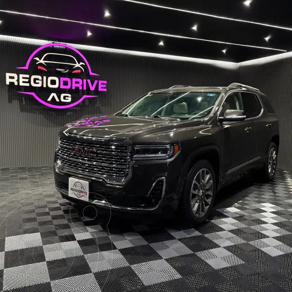 Foto GMC Acadia Denali usado (2020) color Negro Grafito precio $669,900