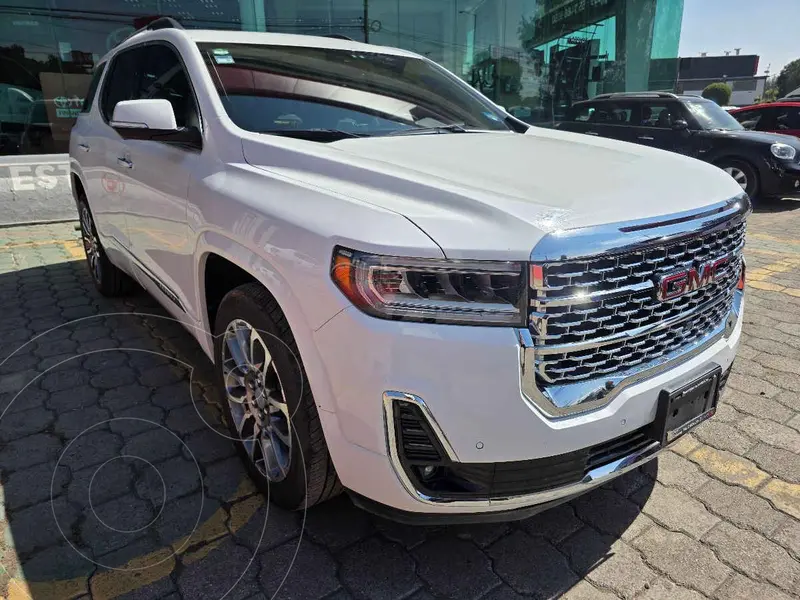 Foto GMC Acadia Denali usado (2023) color Blanco precio $750,000