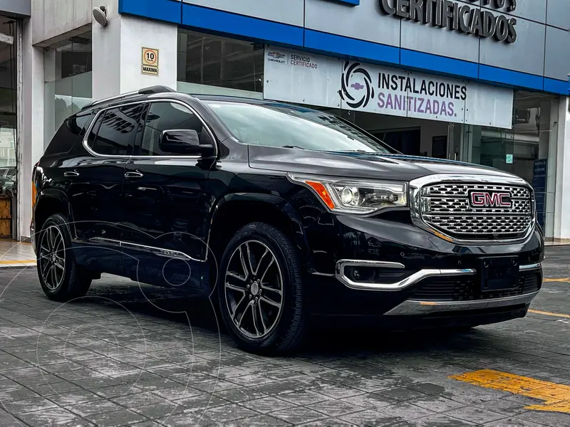 Foto GMC Acadia Denali usado (2019) color Negro precio $470,000