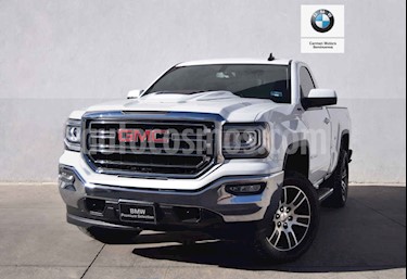 foto GMC Sierra Cabina Regular Paq B 4x4 usado (2017) color Blanco precio $540,000