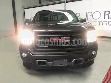 foto GMC Sierra Crew Cabina All Terrain 4x4 usado (2015) color Gris precio $529,000