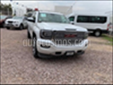 foto GMC Sierra Denali DVD usado (2018) color Blanco precio $811,000