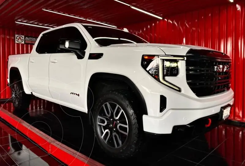 Foto GMC Sierra AT4 usado (2022) color Blanco precio $1,150,000