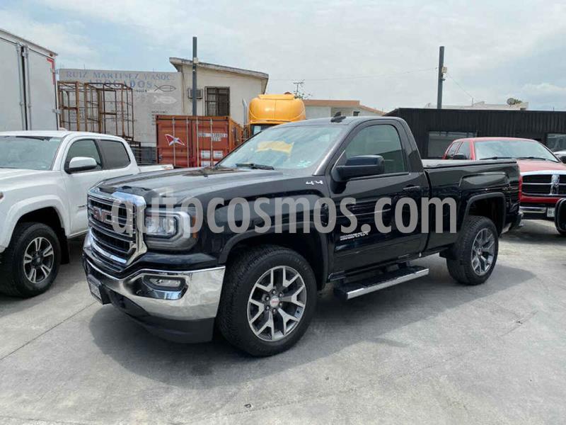 GMC Sierra Cabina Regular SLE 4x4 usado (2016) color Negro precio $489,800