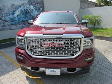 Foto GMC Sierra Denali DVD usado (2017) color Rojo precio $689,000