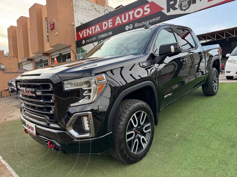 Foto GMC Sierra AT4 usado (2021) color Negro precio $939,999