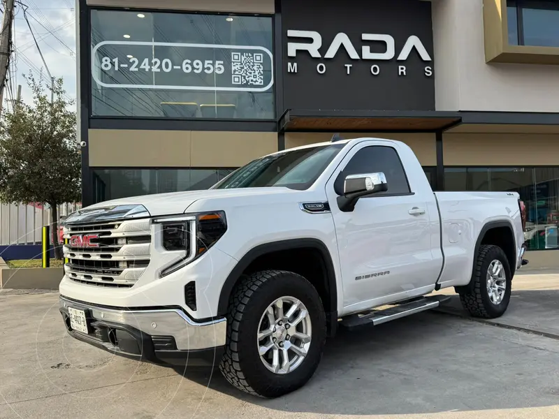 Foto GMC Sierra Cabina Regular usado (2024) color Blanco precio $2,290,000