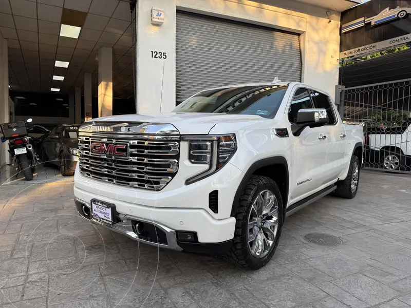Foto GMC Sierra Denali usado (2023) color Blanco precio $1,089,000