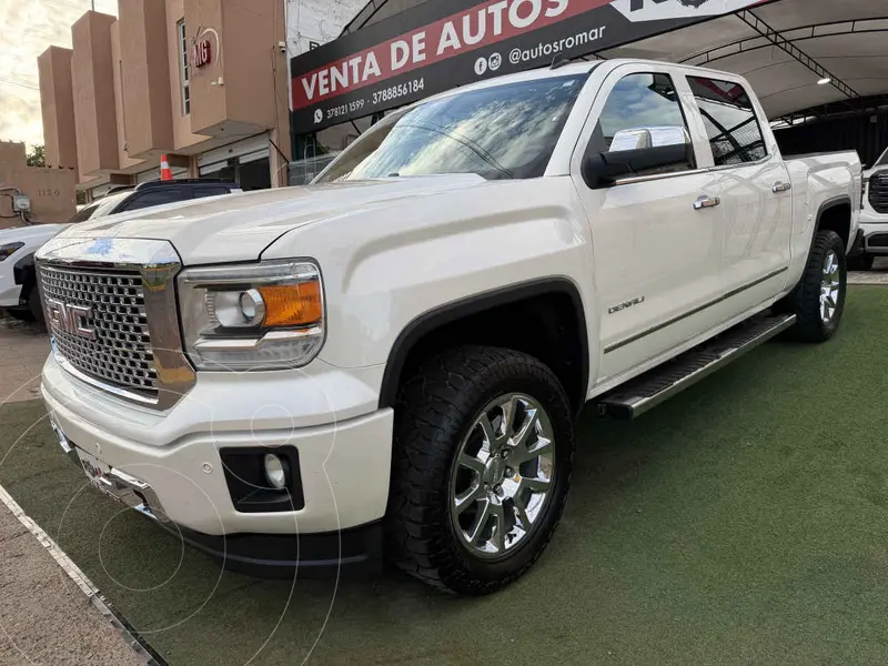 Foto GMC Sierra Denali usado (2014) color Blanco precio $439,999