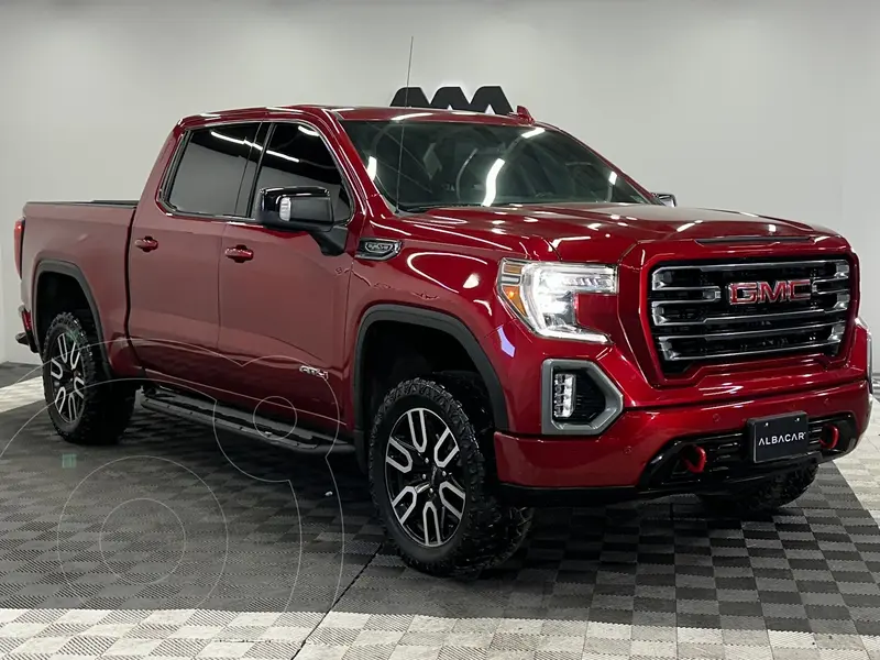Foto GMC Sierra AT4 usado (2021) color Rojo precio $779,999