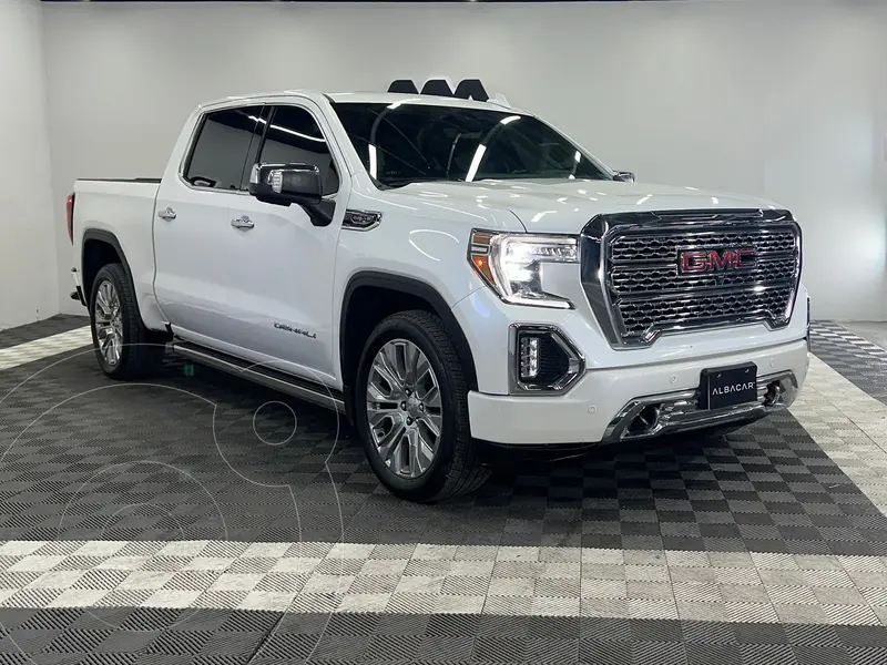 Foto GMC Sierra Denali usado (2021) color Blanco precio $889,999