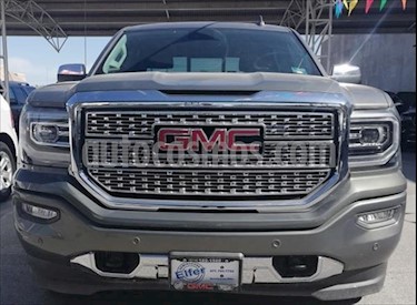 GMC Sierra Denali DVD usado (2018) color Gris precio $780,000