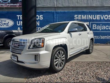 GMC Terrain Denali usado (2017) color Blanco precio $420,000