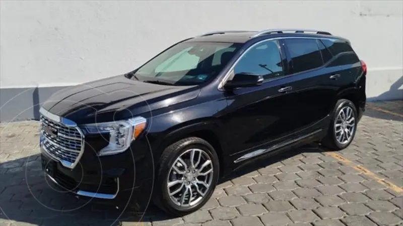 Foto GMC Terrain Denali usado (2023) color Negro precio $595,000