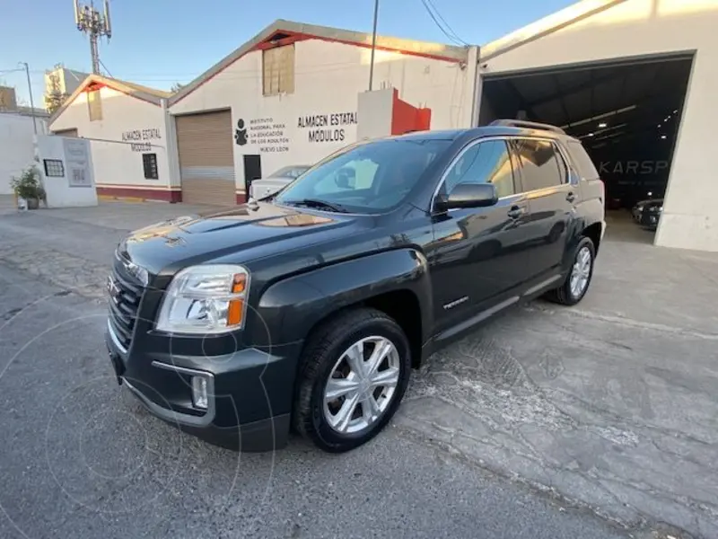 Foto GMC Terrain SLT V6 3.0L usado (2017) color Gris Oscuro financiado en mensualidades(enganche $91,807 mensualidades desde $6,691)