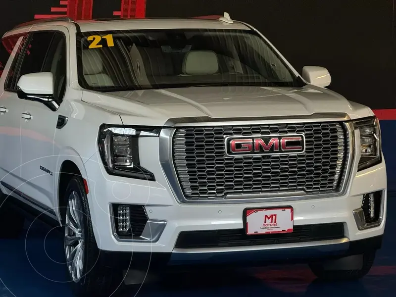 Foto GMC Yukon Denali usado (2021) color Blanco financiado en mensualidades(enganche $269,800)