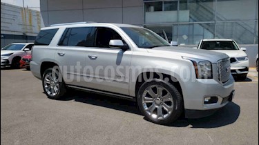 foto GMC Yukon 5p Denali V8/6.2 Aut Q/C usado (2016) color Plata precio $630,000