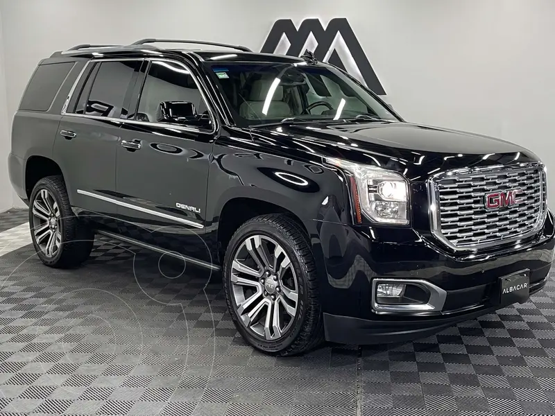 Foto GMC Yukon Denali 8 Vel AWD usado (2019) color Negro precio $619,999