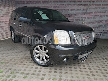 GMC Yukon Denali usado (2013) color Negro precio $275,000