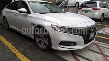 foto Honda Accord 4p Touring Sedan L4/2.0/T Aut usado (2018) color Amarillo precio $490,000
