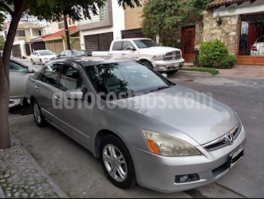 foto Honda Accord EX 2.4L usado (2007) color Gris Plata precio $78,000