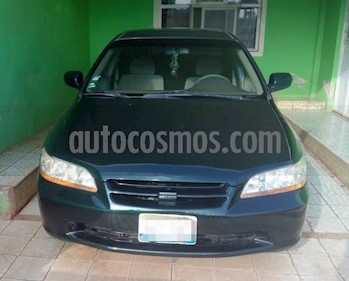 Honda Accord EX 3.0L V6 usado (2000) color Verde precio $55,000