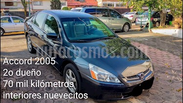 foto Honda Accord LX 2.4L usado (2005) color Azul precio $80,000